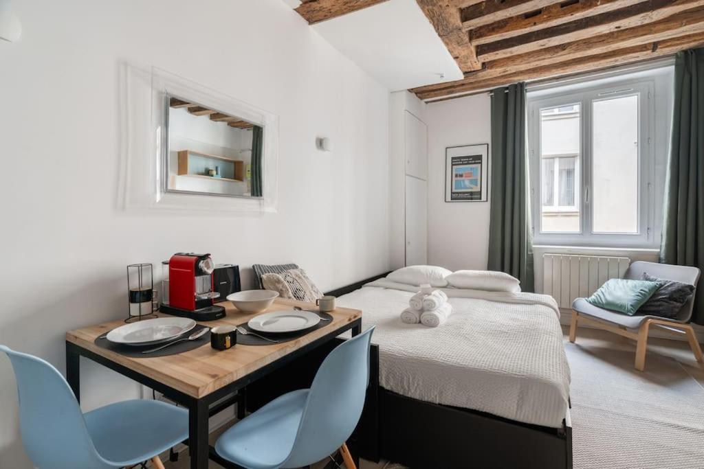 En Plein Coeur Du Marais Apartment Paris